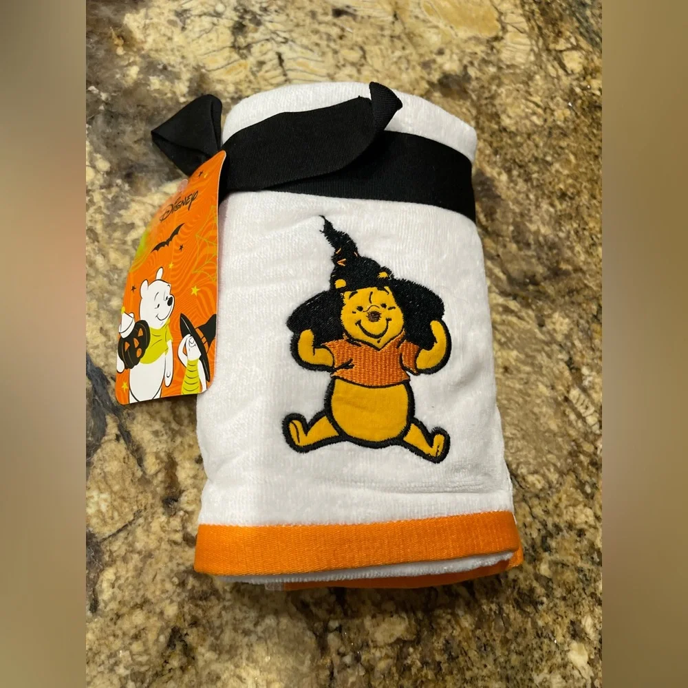 Disney Winnie the Pooh set of 2 hand towels   100% Cotton NEW - witches hat